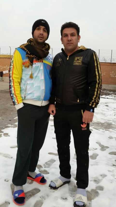 سمت راست مسعود خرم، سمت چپ بهمن خرم