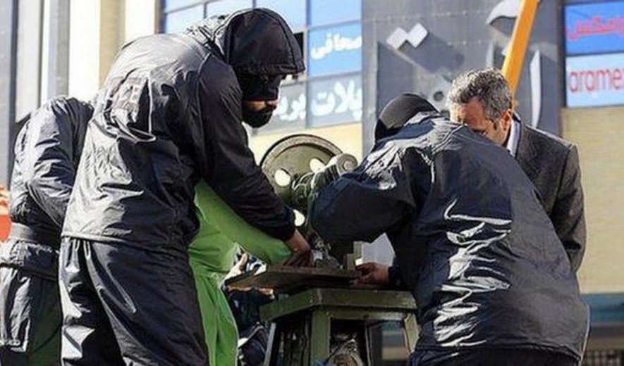 اعدام بس است - برنامه ۳۰۵