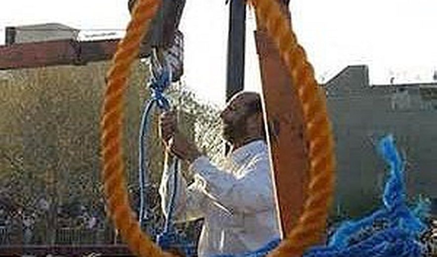 Two Prisoners Hanged in Northern Iran- one of them hanged in Public