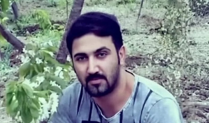 Biuk Namvarzad and Farhad Karimzadeh Hanged in Tabriz