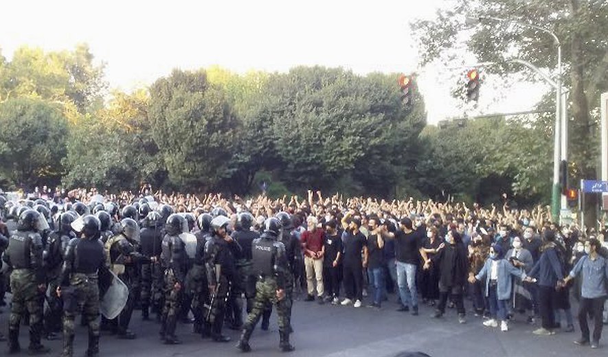 سازمان حقوق بشر ایران خواهان حمایت جامعه جهانی از مطالبات مردم و جلوگیری از کشتار معترضان شد