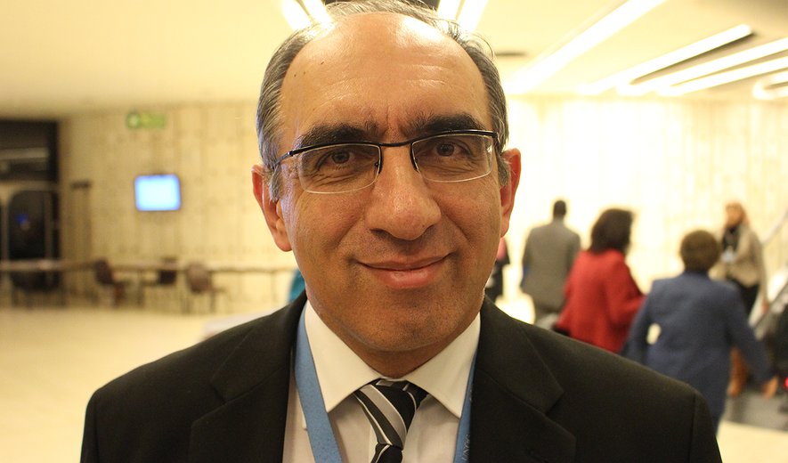 پرونده هنوز روی میز است