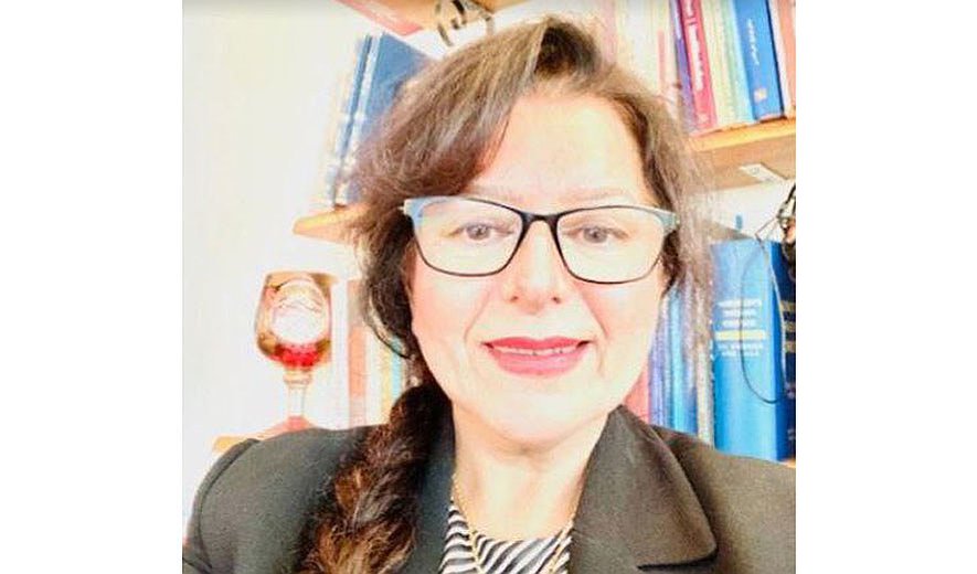 خصلت زنانه‌ی فقر