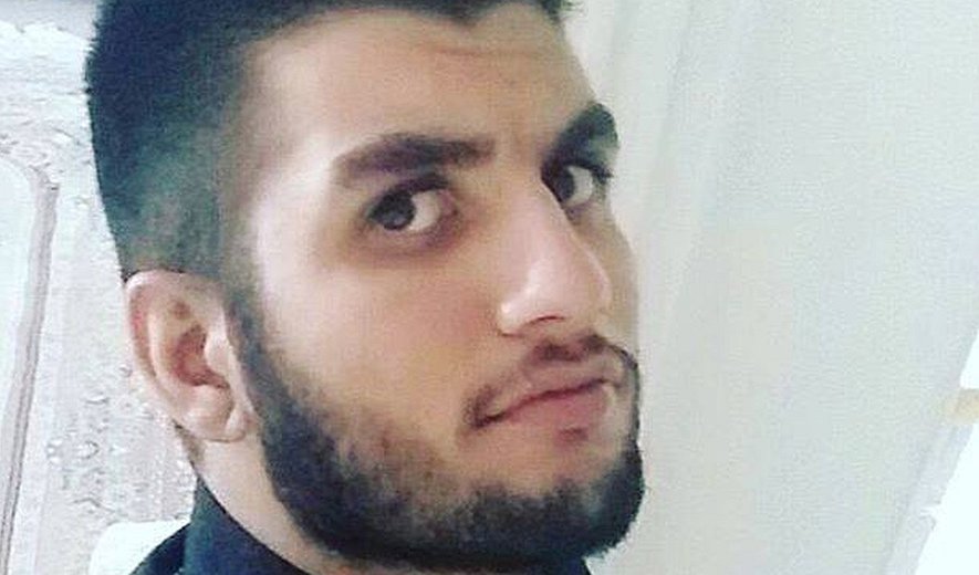  سینا دهقان، متهمی که به خاطر ابراز عقیده به اعدام محکوم شده، در انتظار اعاده دادرسی است