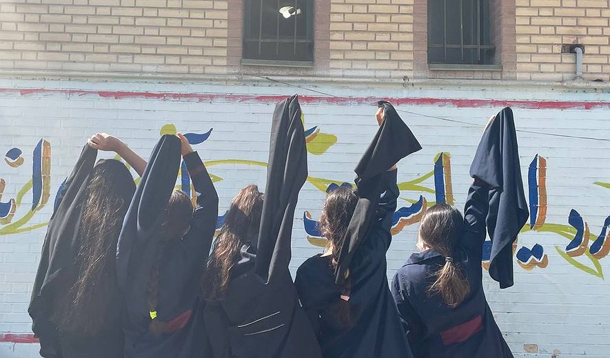 اعتراضات در ایران: آمار کشته‌شدگان به دست‌کم ۲۱۵ نفر، از جمله ۲۷ کودک رسید